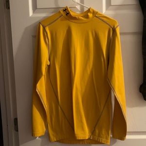 compression undershirt